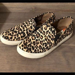 Steve Madden Cheetah print slip ons